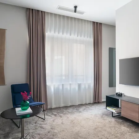 Manda Heritage 3*